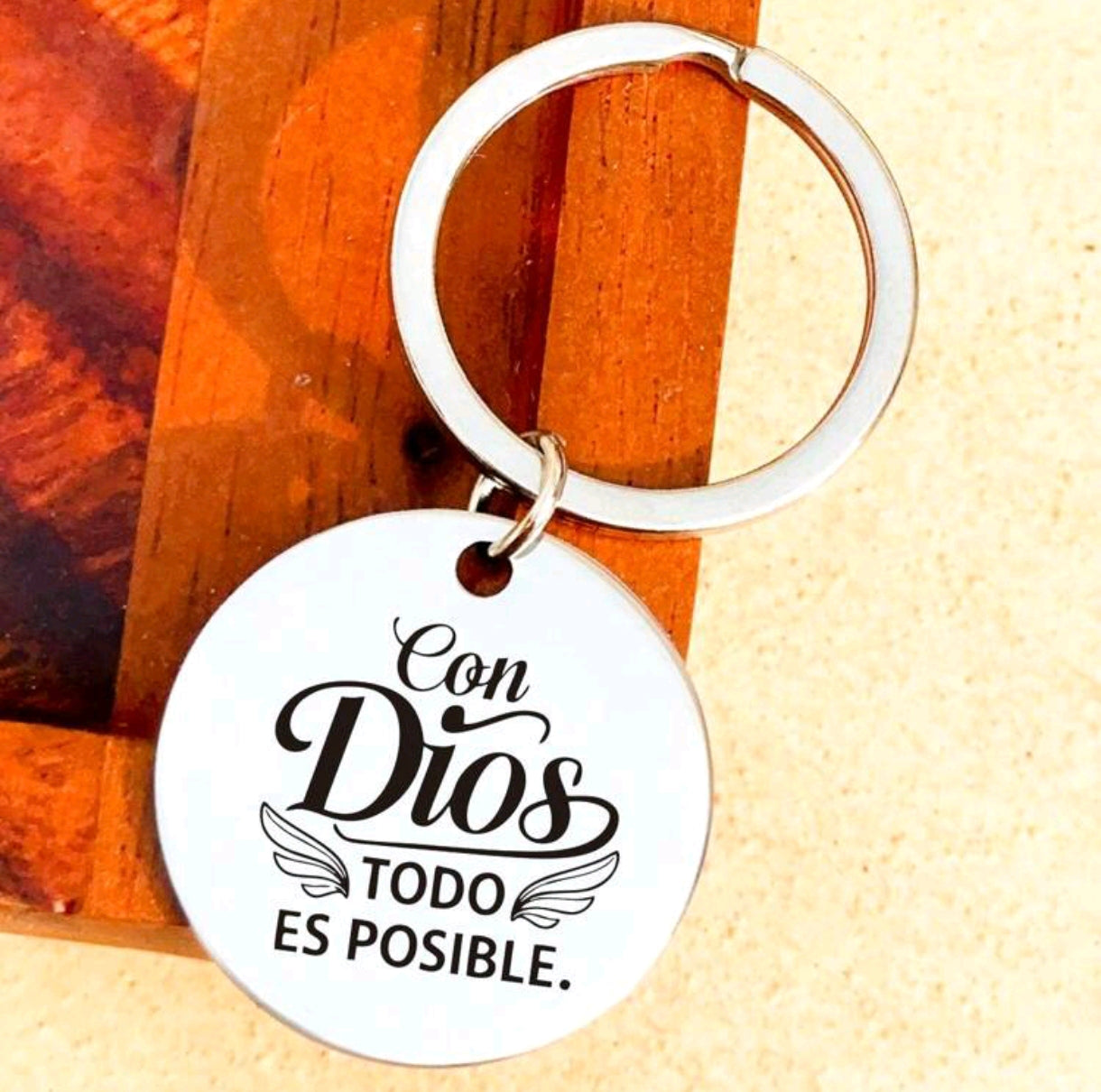 Llavero "Con Dios todo es posible"